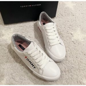 《新款上市》美國🇺🇸直寄~Tommy Hilfiger小白鞋 經典款 平底鞋 休閒鞋 正品