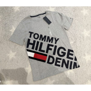 《特價t恤》美國🇺🇸直寄～Tommy Hilfiger青年版短袖上衣 t恤 圓領t 棉t 短t 大童