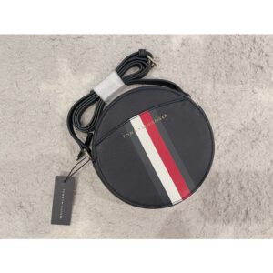 《現貨在台～小圓包》美國🇺🇸直寄～Tommy Hilfiger小圓包 側背包 斜背包 圓筒包 小包 禮物