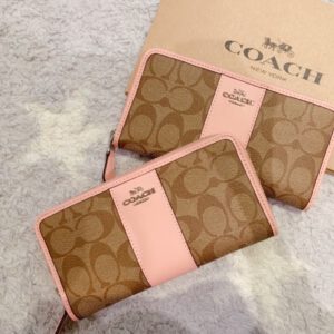 下週到貨~美國🇺🇸直寄 coach長夾 提花粉 2019春夏新款 母親節禮物