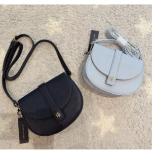 《側背包》美國🇺🇸直寄～Tommy Hilfiger側背包 斜背包 半月包 馬鞍包